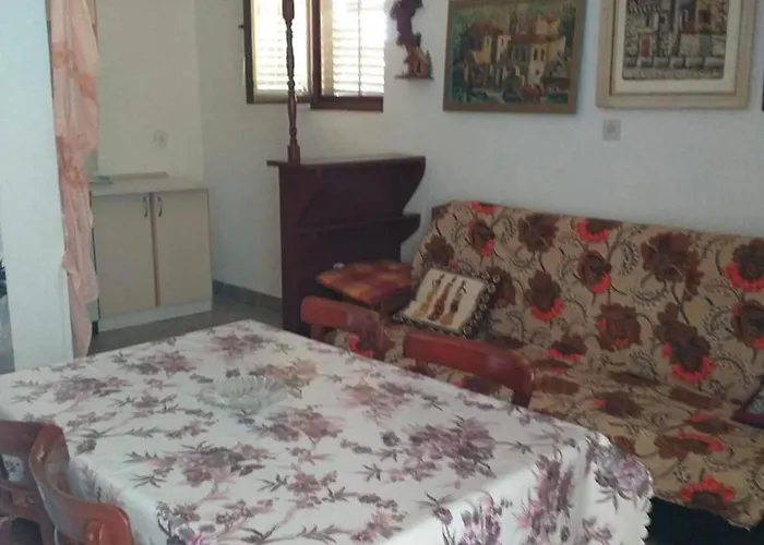 Apartmán Antica Ground Floor Sleeps 5 Komiža